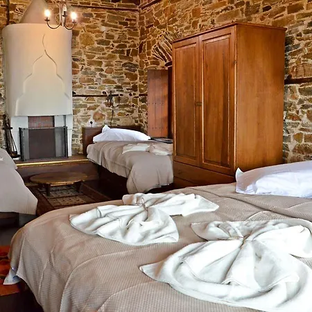 Gæstehus Fyloma With 5 Bedrooms