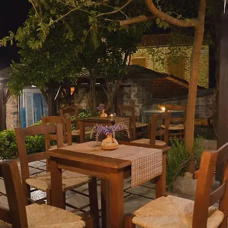 Fyloma With 5 Bedrooms Gæstehus