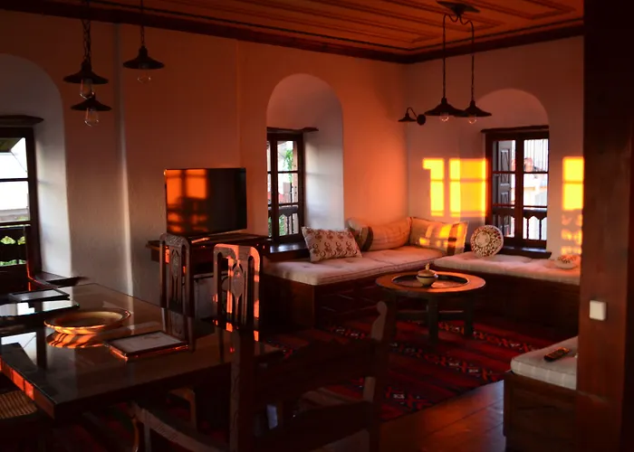 Fyloma With 5 Bedrooms Casa de hóspedes 4*