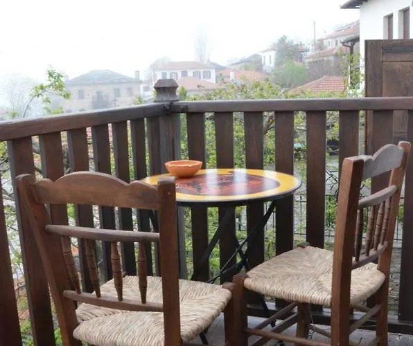 Fyloma With 5 Bedrooms Vendégház 4*