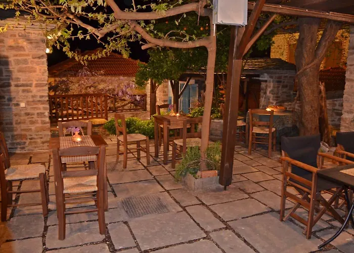 Fyloma With 5 Bedrooms Casa de hóspedes