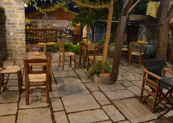 Vendégház Fyloma With 5 Bedrooms Láfkosz