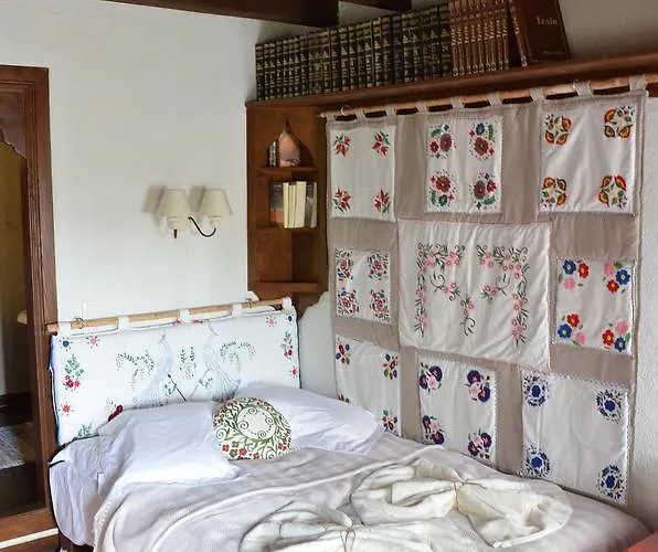 Fyloma With 5 Bedrooms Casa de hóspedes 4*