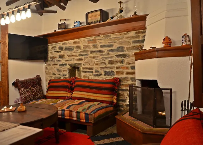 Fyloma With 5 Bedrooms Láfkosz