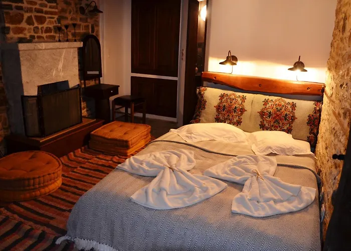Vendégház Fyloma With 5 Bedrooms 4*